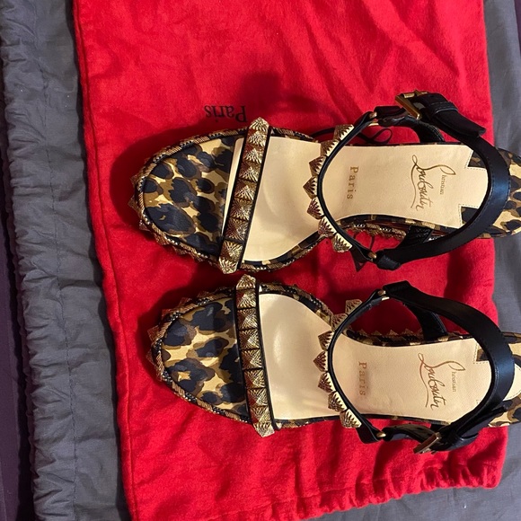 Christian Louboutin wedge sandal - Picture 2 of 5